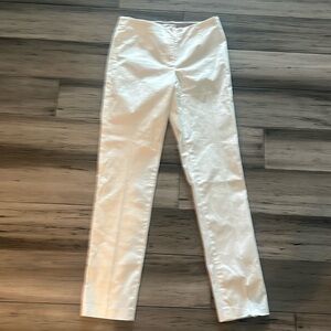 White casual fitted pants